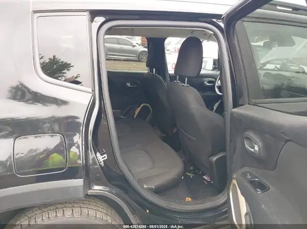 ZACCJBBT7GPD78768 2016 JEEP RENEGADE - Image 8