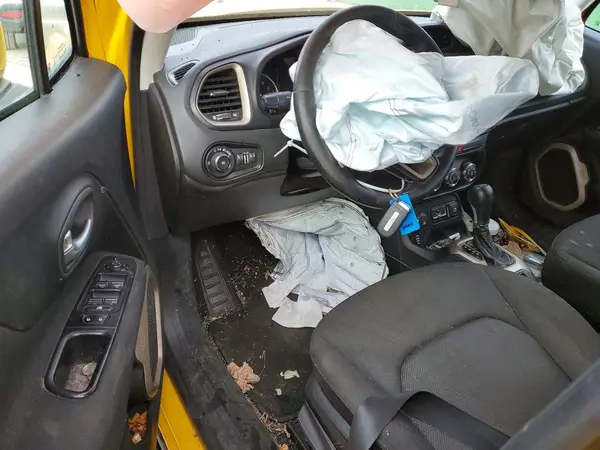 ZACCJBBT7GPD83484 2016 JEEP RENEGADE - Image 8