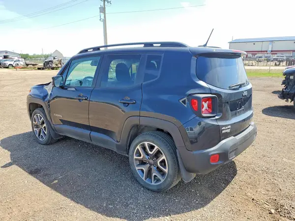 ZACCJBBT7GPE10117 2016 JEEP RENEGADE - Image 2