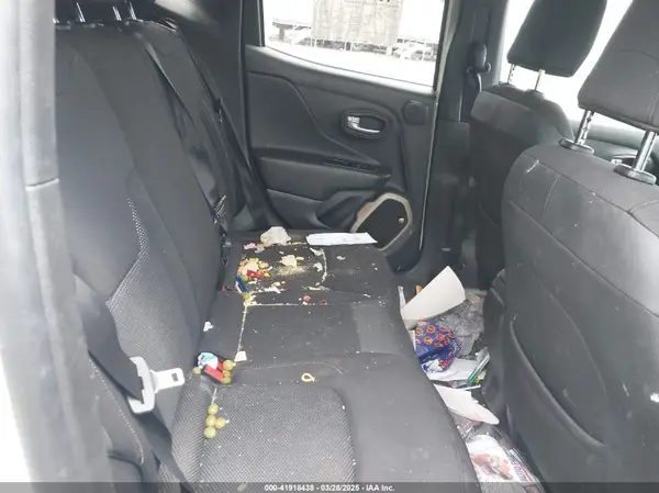 ZACCJBBT7GPE10859 2016 JEEP RENEGADE - Image 8