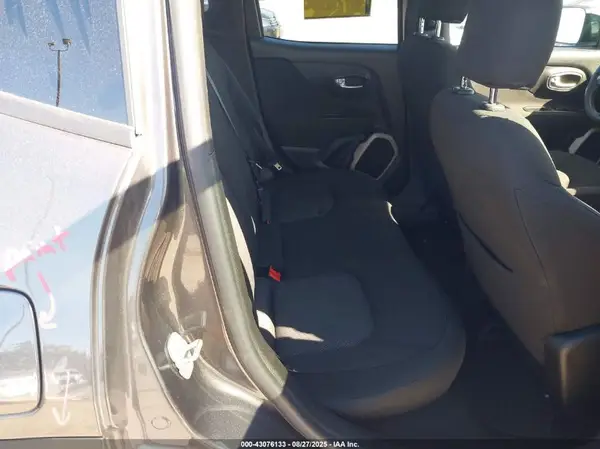 ZACCJBBT7GPE15169 2016 JEEP RENEGADE - Image 8