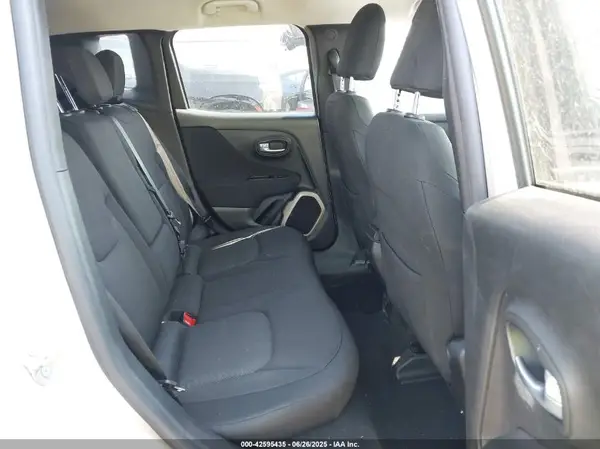 ZACCJBBT7GPE17634 2016 JEEP RENEGADE - Image 8