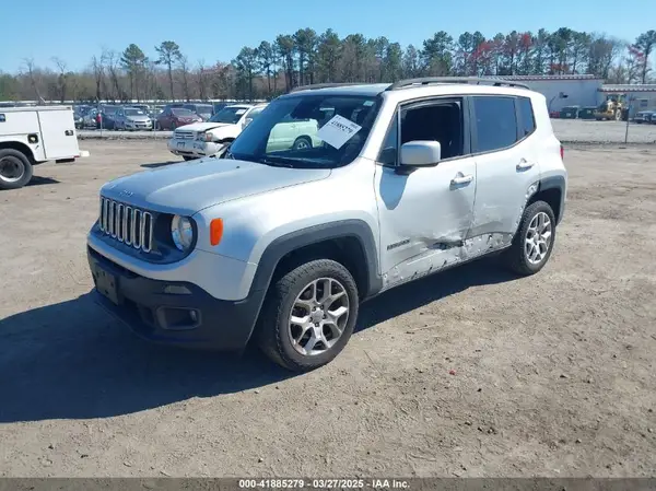 ZACCJBBT7GPE29217 2016 JEEP RENEGADE - Image 2