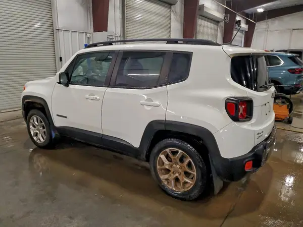 ZACCJBBT7GPE34532 2016 JEEP RENEGADE - Image 2