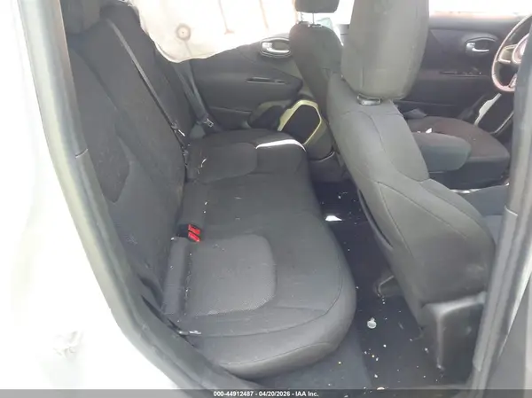 ZACCJBBT7GPE38127 2016 JEEP RENEGADE - Image 8