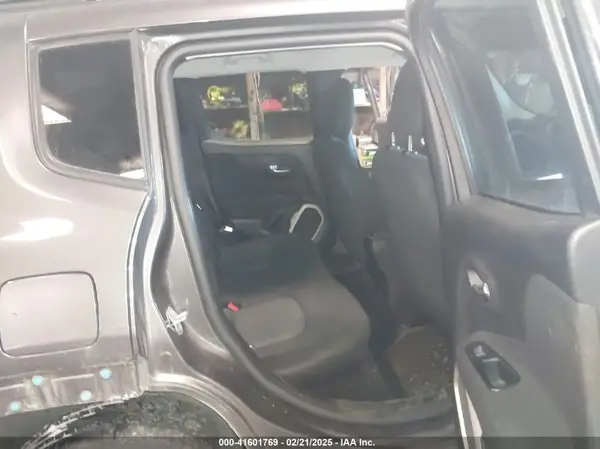 ZACCJBBT8GPC56579 2016 JEEP RENEGADE - Image 8