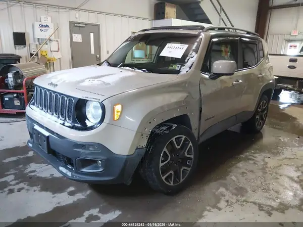 ZACCJBBT8GPC62401 2016 JEEP RENEGADE - Image 2