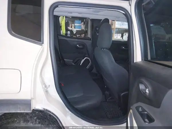 ZACCJBBT8GPC62401 2016 JEEP RENEGADE - Image 8