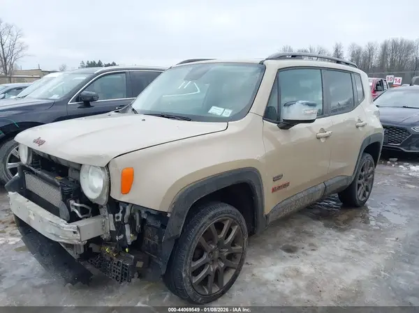 ZACCJBBT8GPD26064 2016 JEEP RENEGADE - Image 2