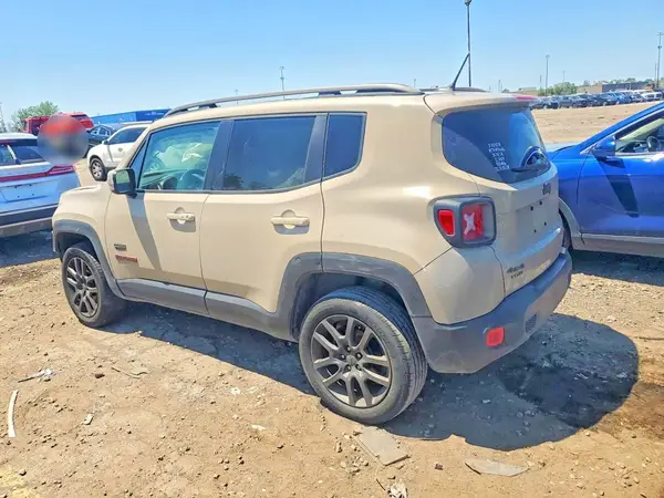 ZACCJBBT8GPD37050 2016 JEEP RENEGADE - Image 2