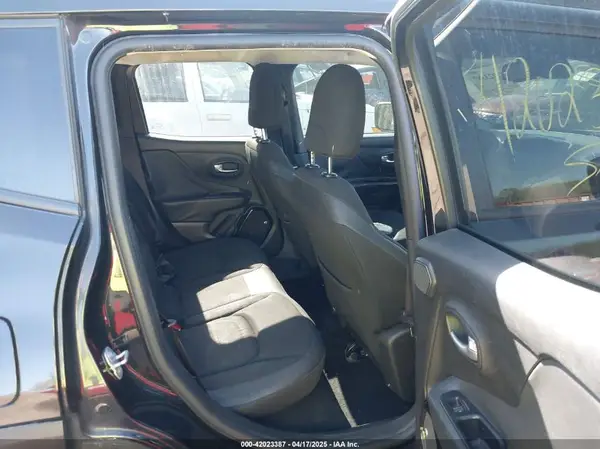 ZACCJBBT8GPD52812 2016 JEEP RENEGADE - Image 8