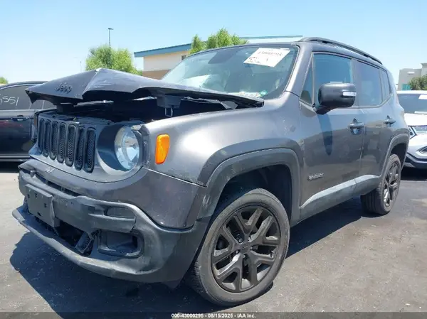 ZACCJBBT8GPD53233 2016 JEEP RENEGADE - Image 2