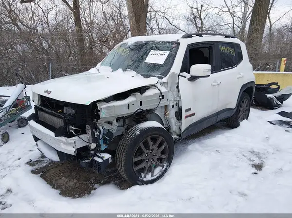ZACCJBBT8GPD62692 2016 JEEP RENEGADE - Image 2