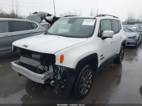 ZACCJBBT8GPD71165 2016 JEEP RENEGADE - Image 2