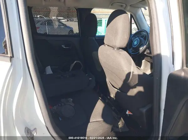 ZACCJBBT8GPD76706 2016 JEEP RENEGADE - Image 8