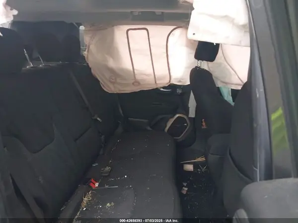 ZACCJBBT8GPE29405 2016 JEEP RENEGADE - Image 8
