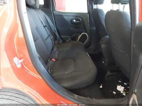 ZACCJBBT9GPC53075 2016 JEEP RENEGADE - Image 8