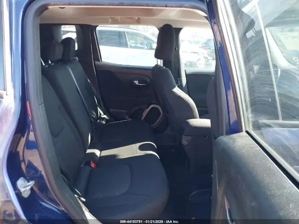 ZACCJBBT9GPD09483 2016 JEEP RENEGADE - Image 8