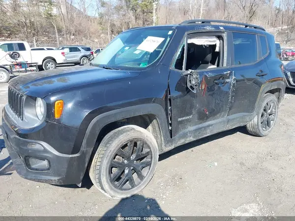 ZACCJBBT9GPD13033 2016 JEEP RENEGADE - Image 2