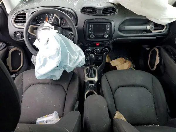 ZACCJBBT9GPD76407 2016 JEEP RENEGADE - Image 8