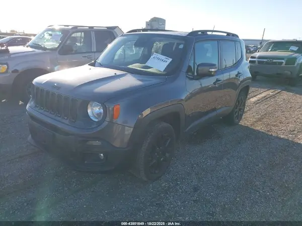 ZACCJBBT9GPD80389 2016 JEEP RENEGADE - Image 2