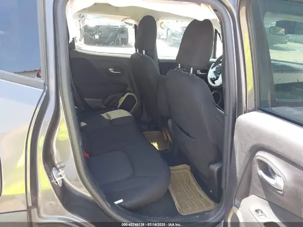 ZACCJBBT9GPE10944 2016 JEEP RENEGADE - Image 8