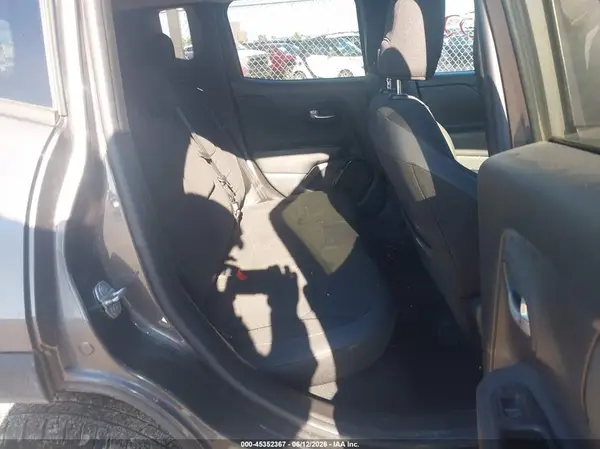 ZACCJBBT9GPE18171 2016 JEEP RENEGADE - Image 8