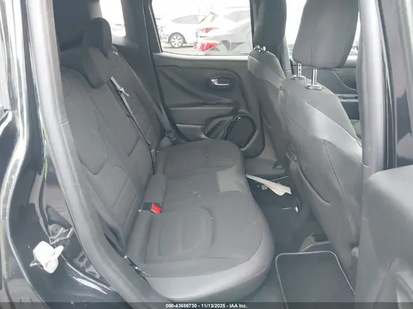 ZACCJBBTXGPC88790 2016 JEEP RENEGADE - Image 8