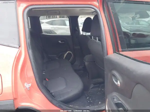 ZACCJBBTXGPD12845 2016 JEEP RENEGADE - Image 8