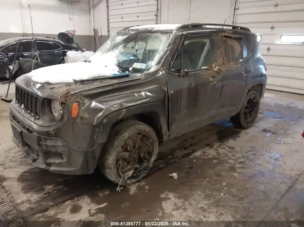 ZACCJBBTXGPD19844 2016 JEEP RENEGADE - Image 2