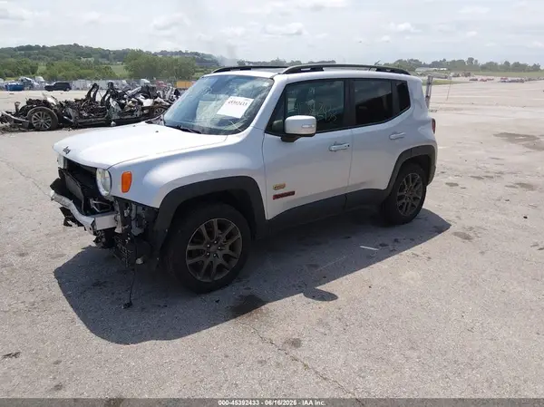 ZACCJBBTXGPD52746 2016 JEEP RENEGADE - Image 2