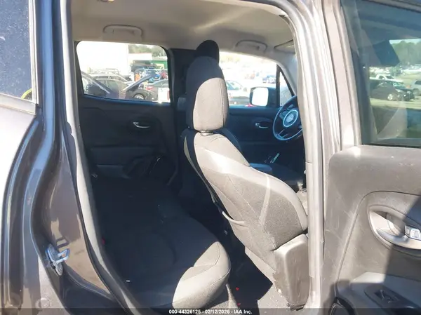 ZACCJBBTXGPD79770 2016 JEEP RENEGADE - Image 8
