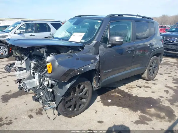 ZACCJBBTXGPD92924 2016 JEEP RENEGADE - Image 2