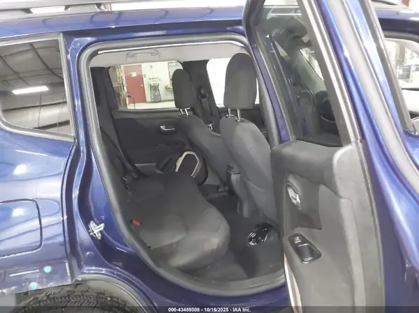 ZACCJBBTXGPDS0069 2016 JEEP RENEGADE - Image 8