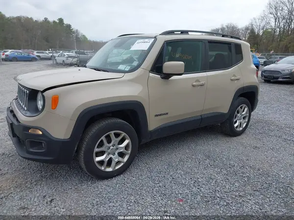 ZACCJBBTXGPE00035 2016 JEEP RENEGADE - Image 2