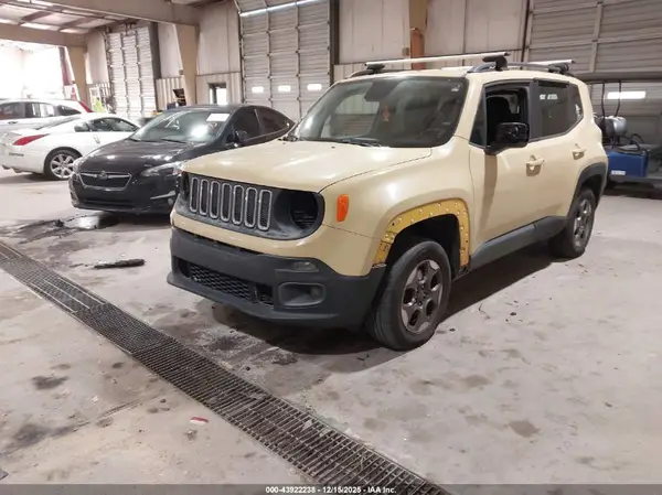 ZACCJBBW3GPC75969 2016 JEEP RENEGADE - Image 2