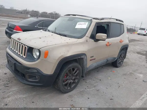 ZACCJBBW3GPD02605 2016 JEEP RENEGADE - Image 2