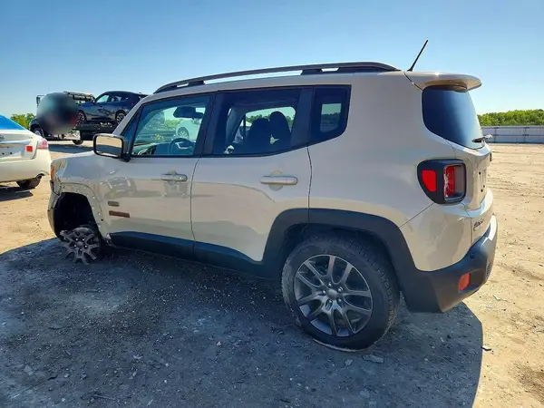 ZACCJBBW5GPD02704 2016 JEEP RENEGADE - Image 2