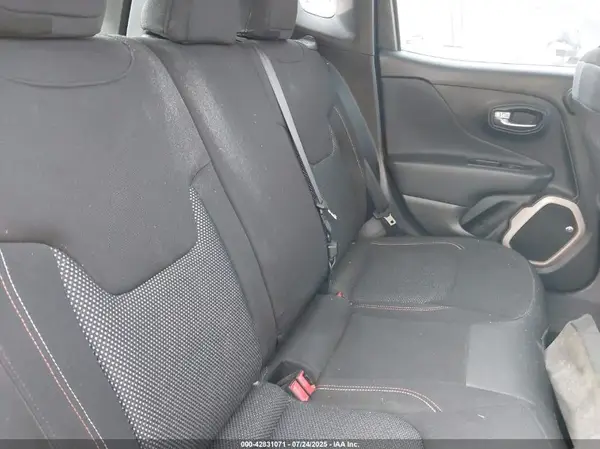 ZACCJBBW5GPD09555 2016 JEEP RENEGADE - Image 8