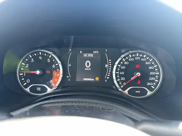 ZACCJBBW6GPC91082 2016 JEEP RENEGADE - Image 8