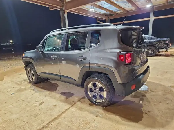 ZACCJBBW8GPC66491 2016 JEEP RENEGADE - Image 2