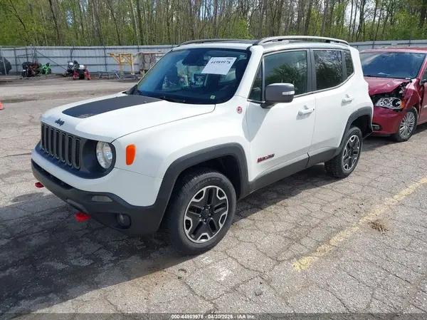 ZACCJBCB0HPE47419 2017 JEEP RENEGADE - Image 2