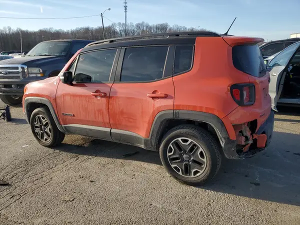 ZACCJBCB0HPE49333 2017 JEEP RENEGADE - Image 2