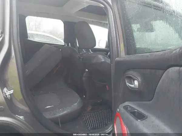 ZACCJBCB0HPE50577 2017 JEEP RENEGADE - Image 8