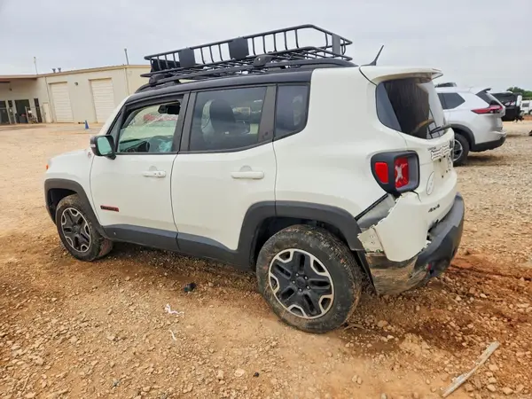 ZACCJBCB0HPE52197 2017 JEEP RENEGADE - Image 2