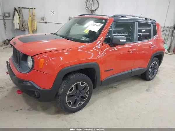 ZACCJBCB0HPE69680 2017 JEEP RENEGADE - Image 2