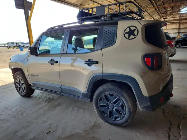 ZACCJBCB0HPF19753 2017 JEEP RENEGADE - Image 2