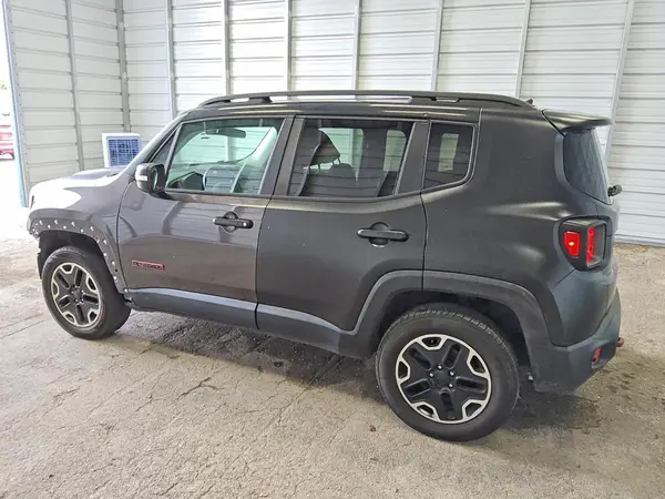 ZACCJBCB0HPF31899 2017 JEEP RENEGADE - Image 2