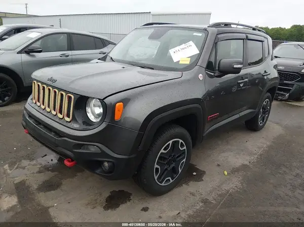 ZACCJBCB0HPF86529 2017 JEEP RENEGADE - Image 2