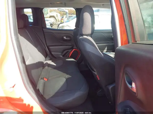 ZACCJBCB0HPF99295 2017 JEEP RENEGADE - Image 8